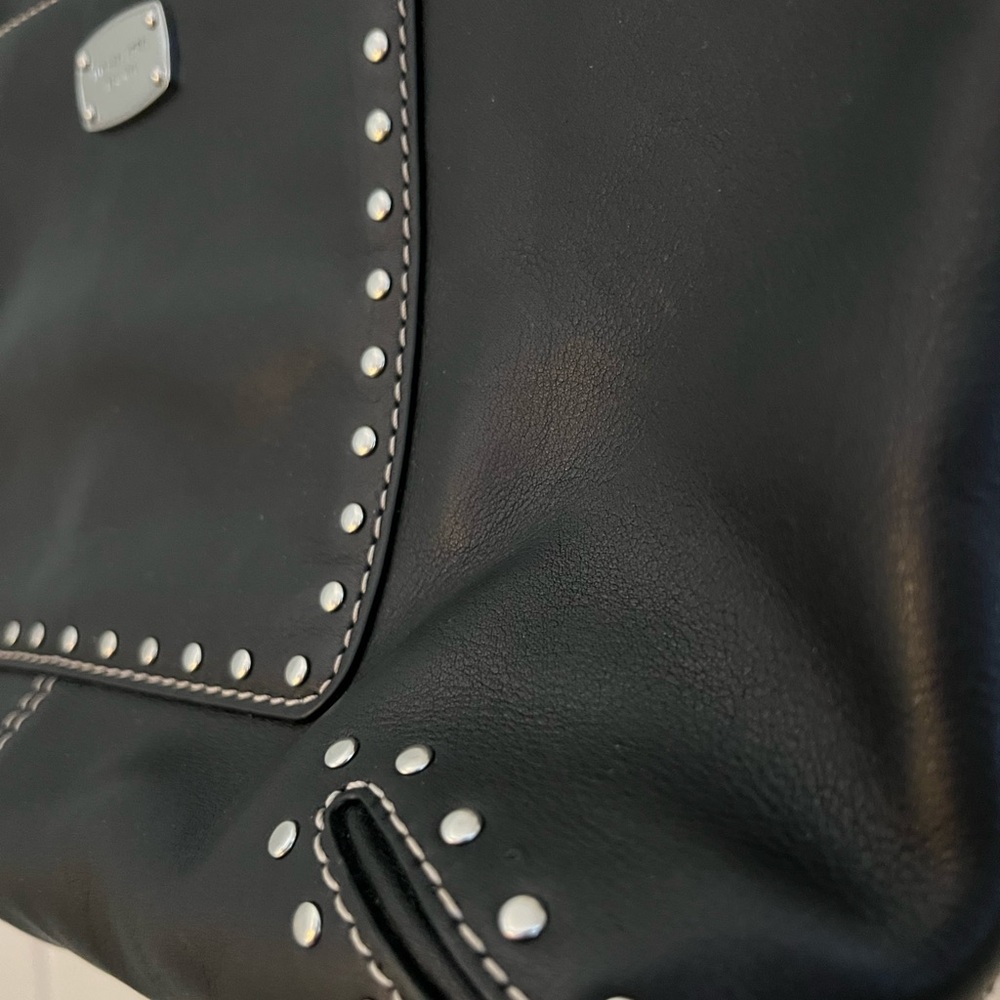 Michael Kors Black leather with silver studs large Travel Tote Bag - Picture 4 of 15